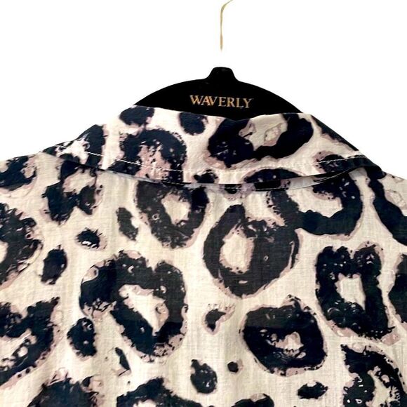 Ann Taylor white & black abstract print light cotton short sleeve blouse 12 - Picture 4 of 11